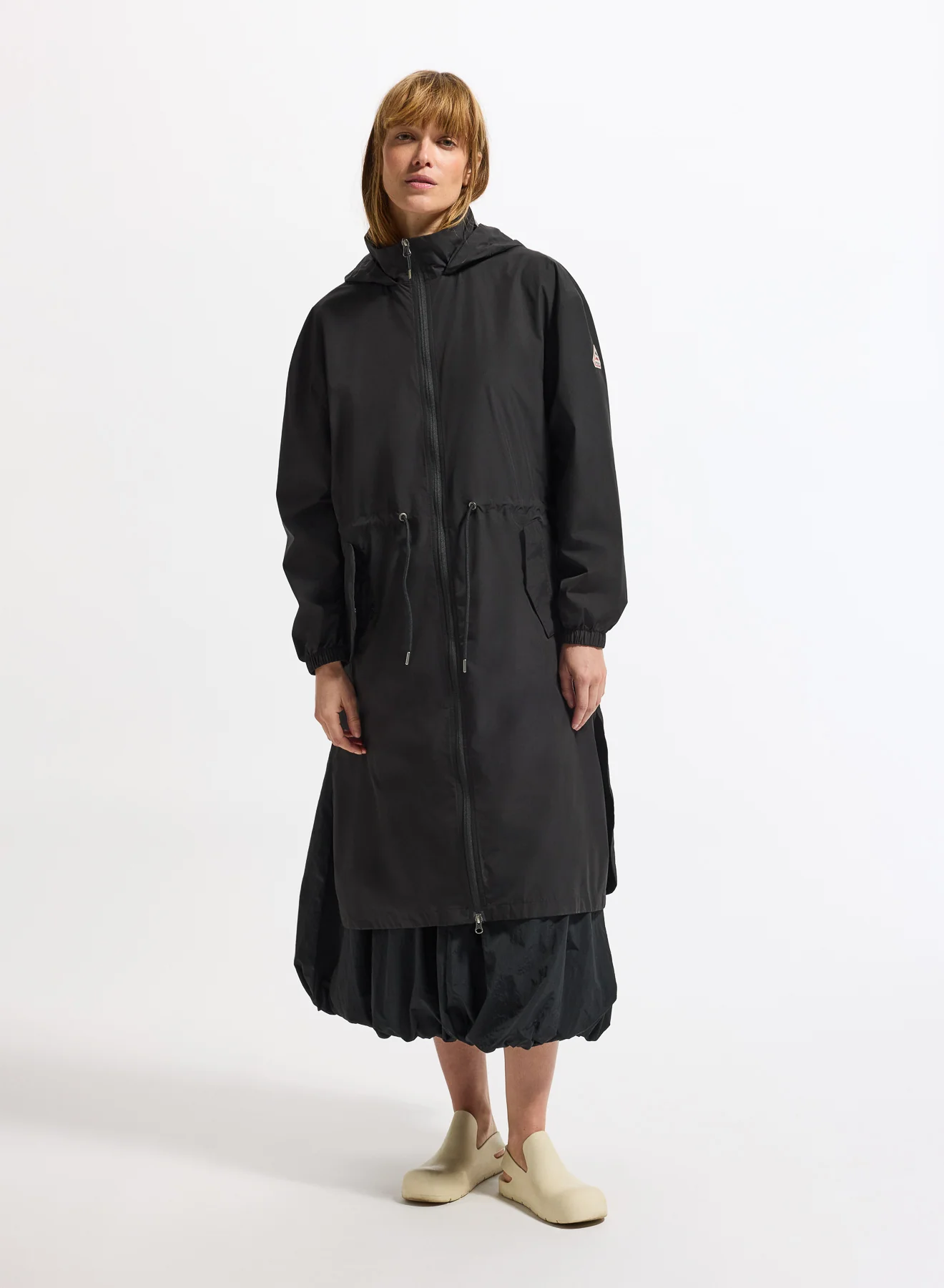 Parka longue imperméable femme à capuche Pyrenex Gemme noire - Image 2