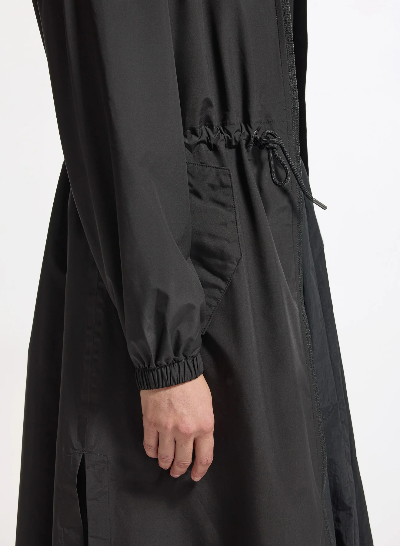 Parka longue imperméable femme à capuche Pyrenex Gemme noire - Image 5