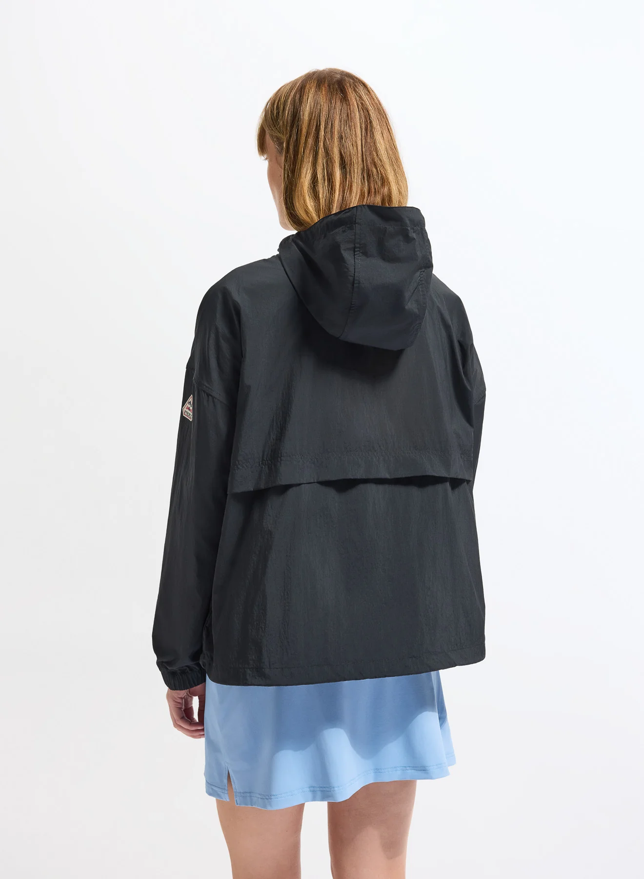Coupe-vent court femme en tissu recyclé Pyrenex Yoko Black - Image 4