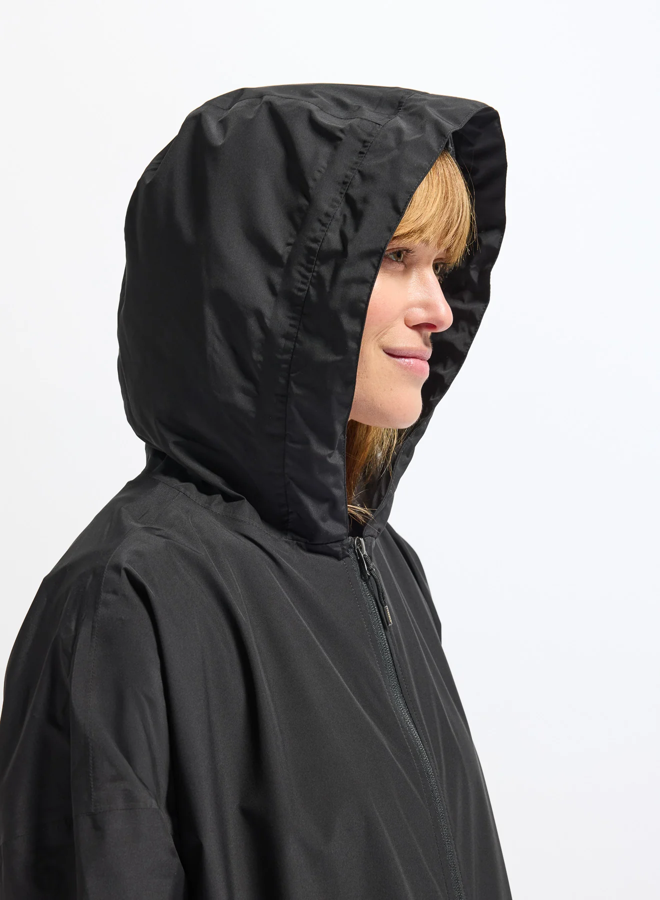 Coupe-vent imperméable femme Pyrenex Pyrite noir - Image 4