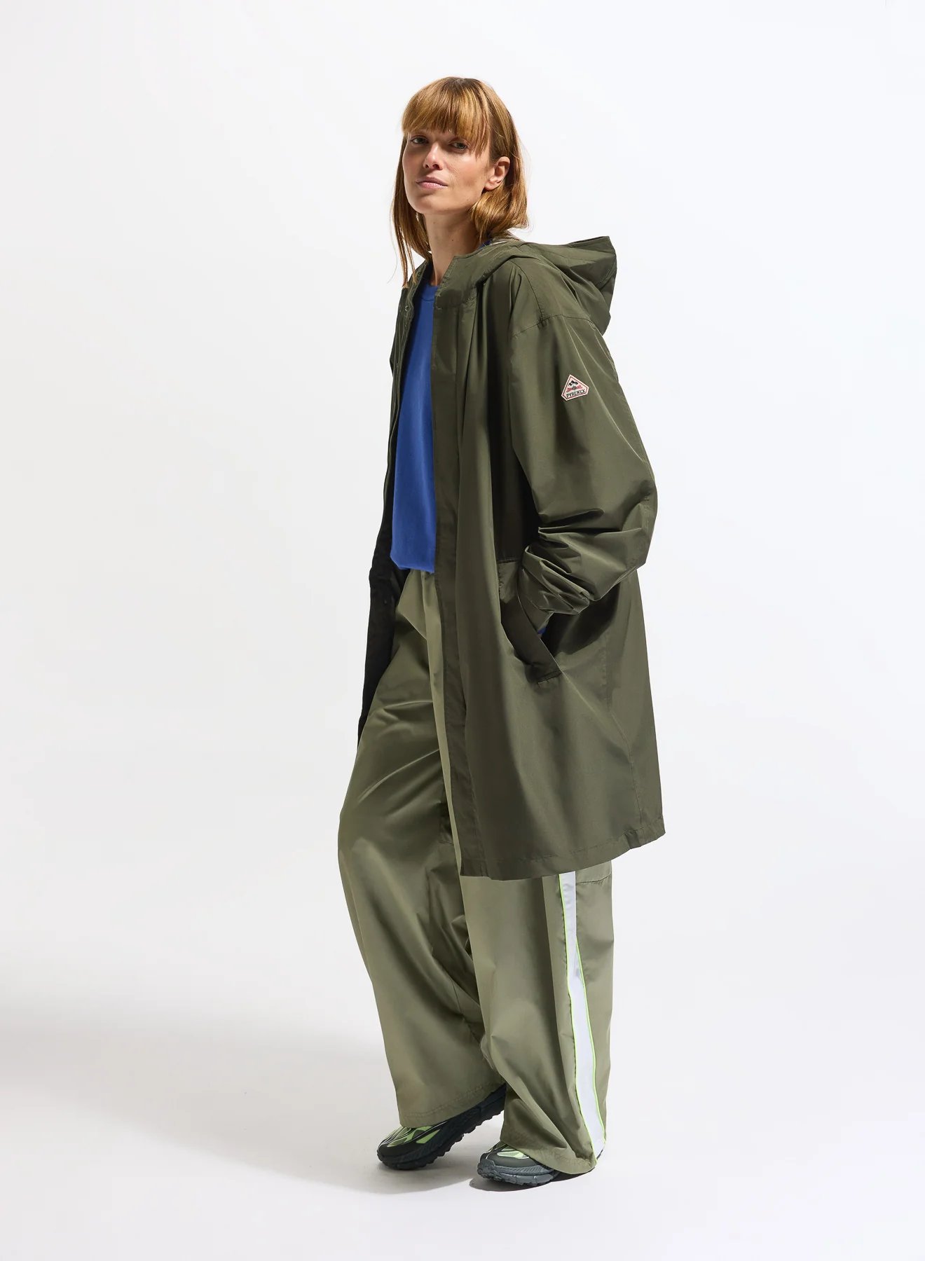 Parka longue imperméable unisexe Pyrenex Eissaure kaki - Image 2