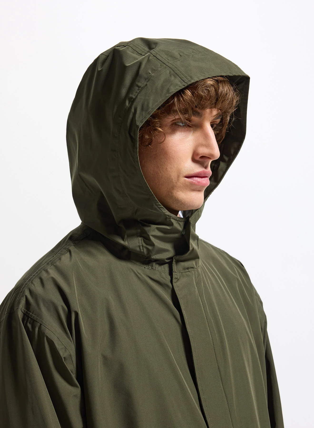Parka longue imperméable unisexe Pyrenex Eissaure kaki - Image 8