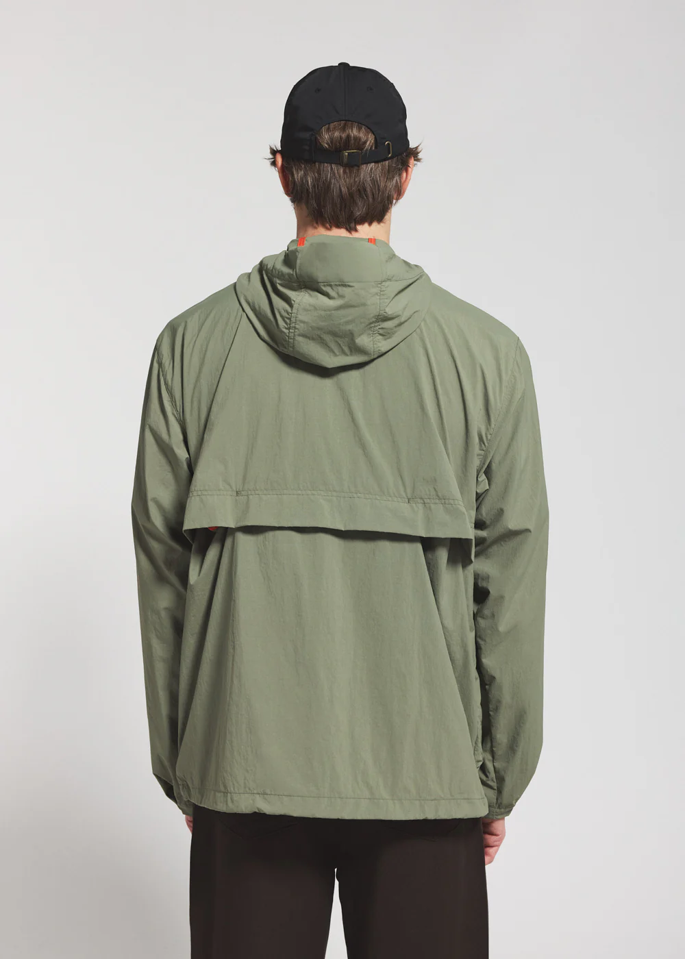 Coupe-vent unisexe à capuche Pyrenex Soulere khaki - Image 7