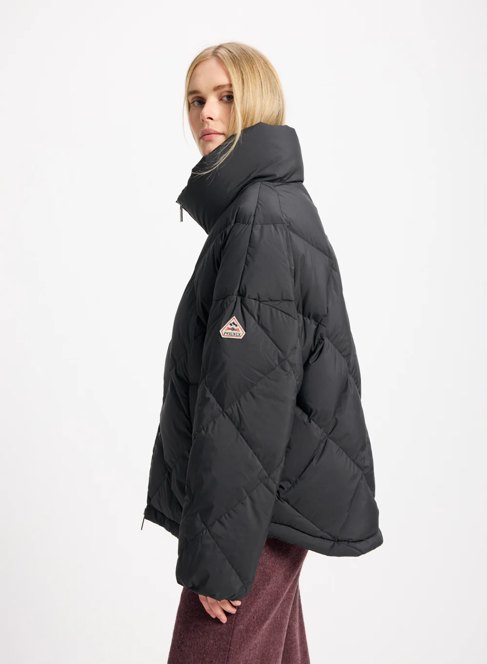Doudoune oversize femme Pyrenex Adele avec col enveloppant noire - Image 3