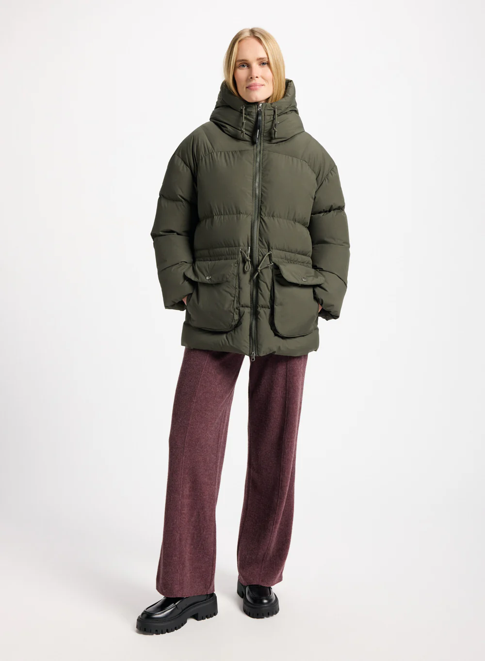 Doudoune hiver à capuche pour femme Pyrenex Aule kaki - Image 2
