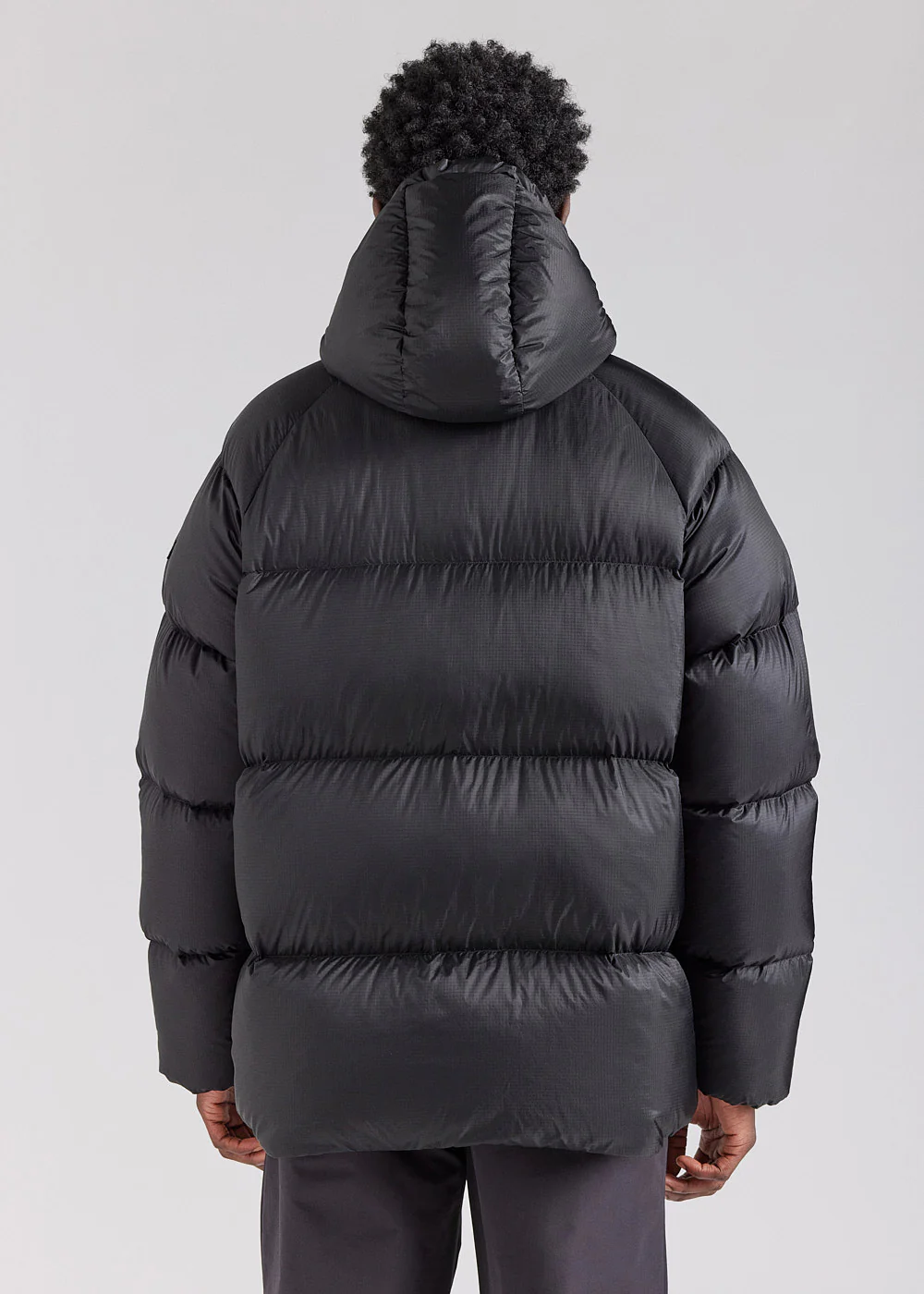 Doudoune technique à capuche pour homme Pyrenex Stellar noire - Image 4