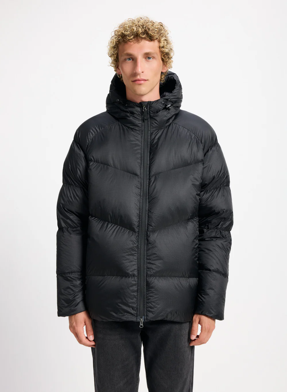 Doudoune hiver à capuche pour homme Pyrenex Helium noire