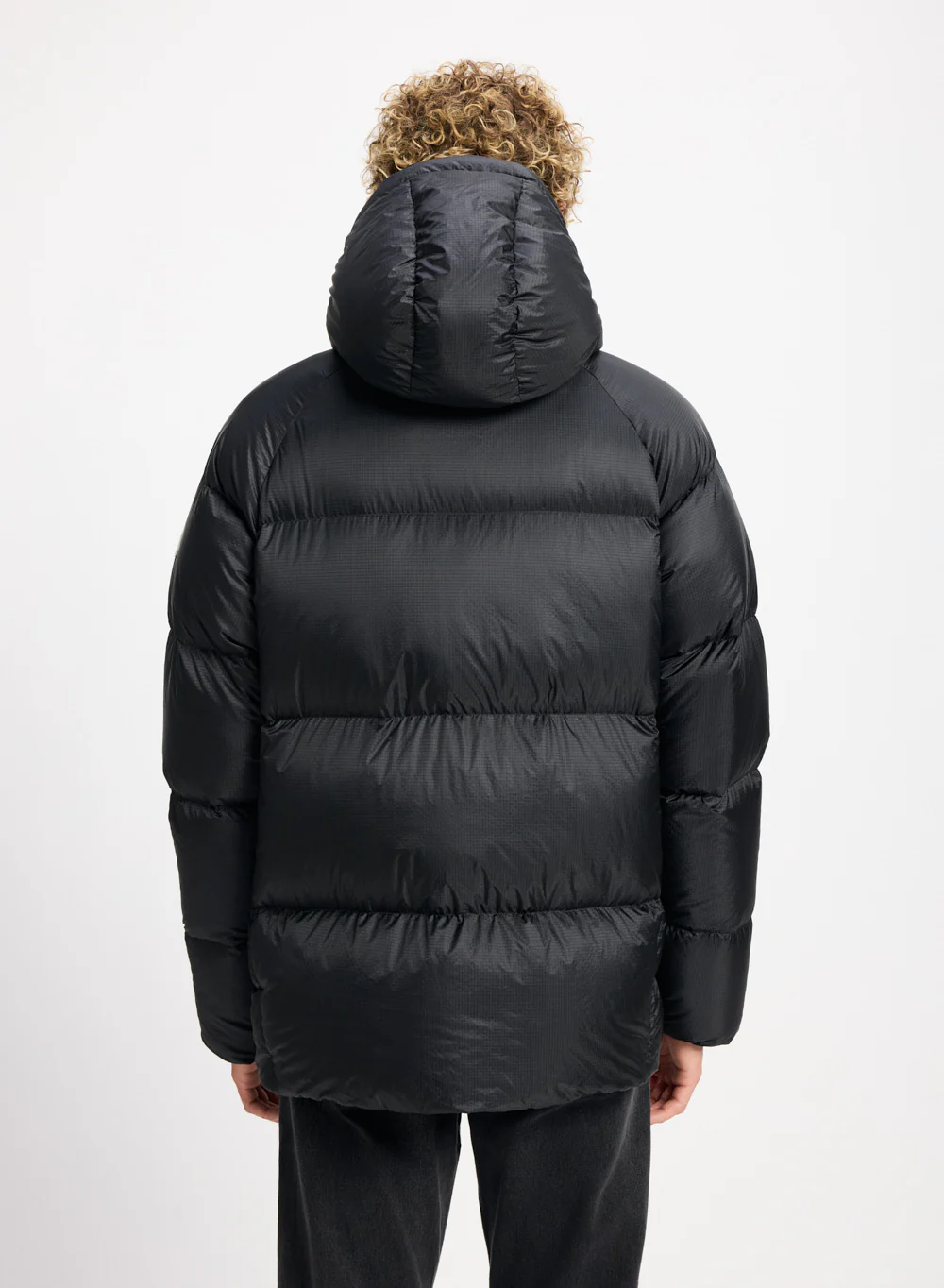 Doudoune hiver à capuche pour homme Pyrenex Helium noire - Image 4