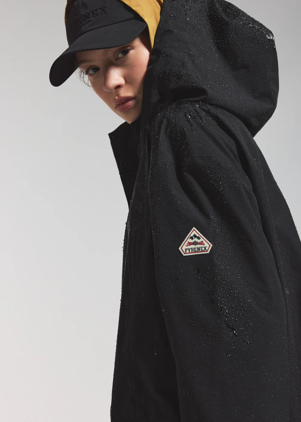 Parka imperméable femme Pyrenex Meadow noire - Image 2