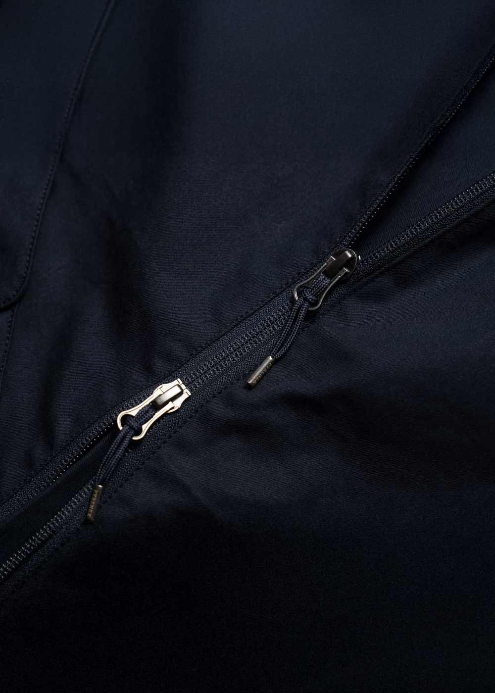 Veste légère à capuche femme Pyrenex Waterfall bleu marine - Image 6