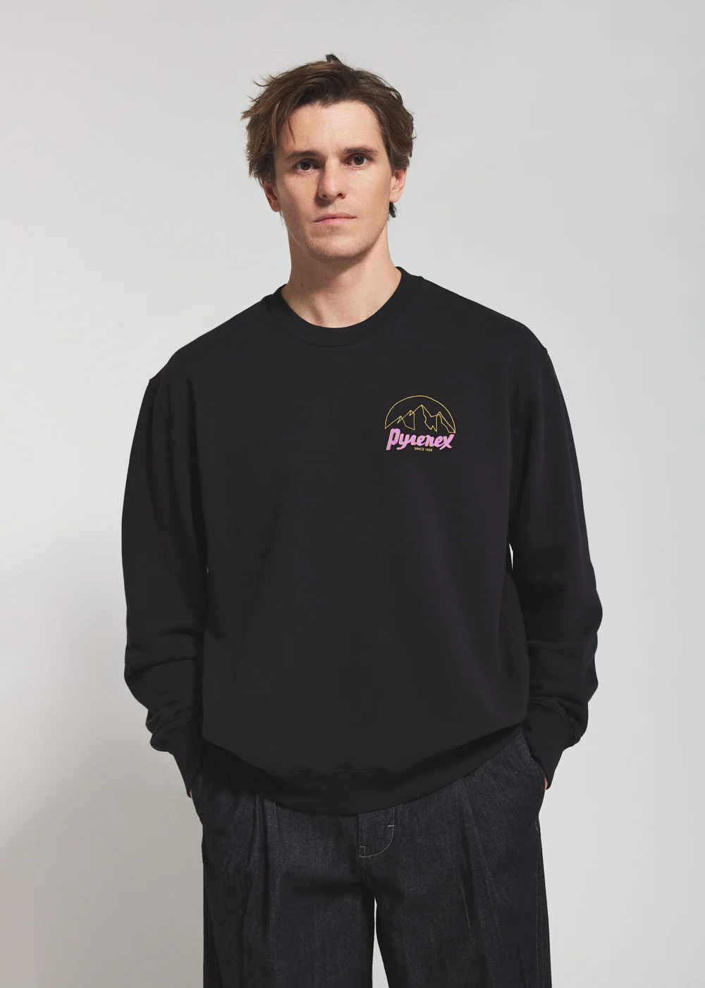 Sweatshirt unisexe en coton biologique Pyrenex Cliff noir