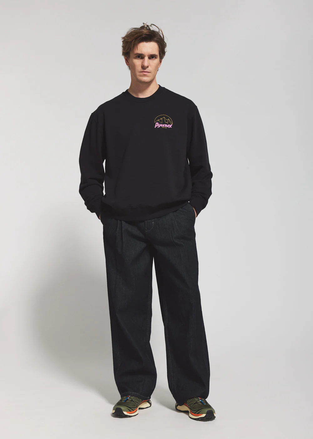Sweatshirt unisexe en coton biologique Pyrenex Cliff noir - Image 3