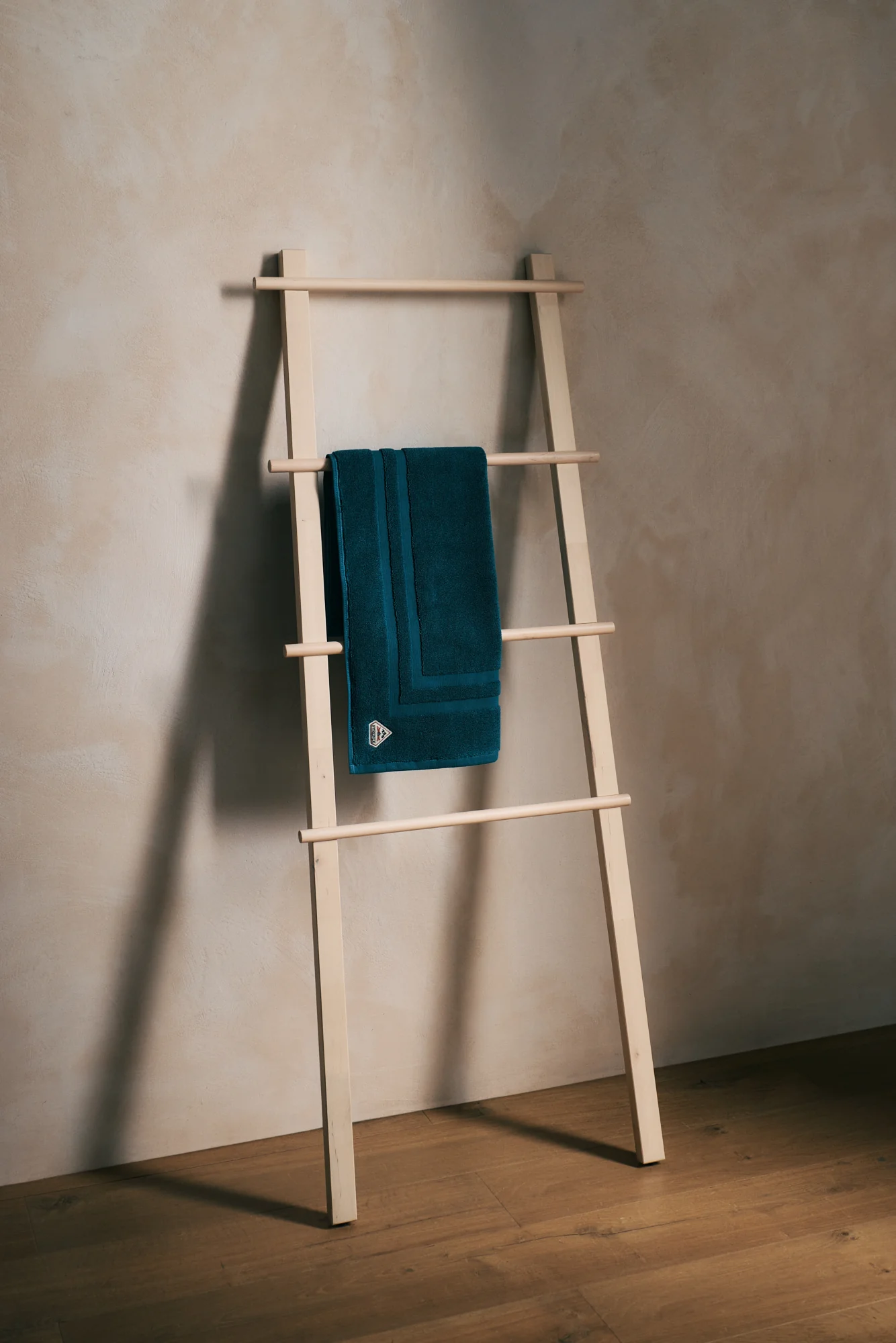 Tapis de bain bleu paon Hana