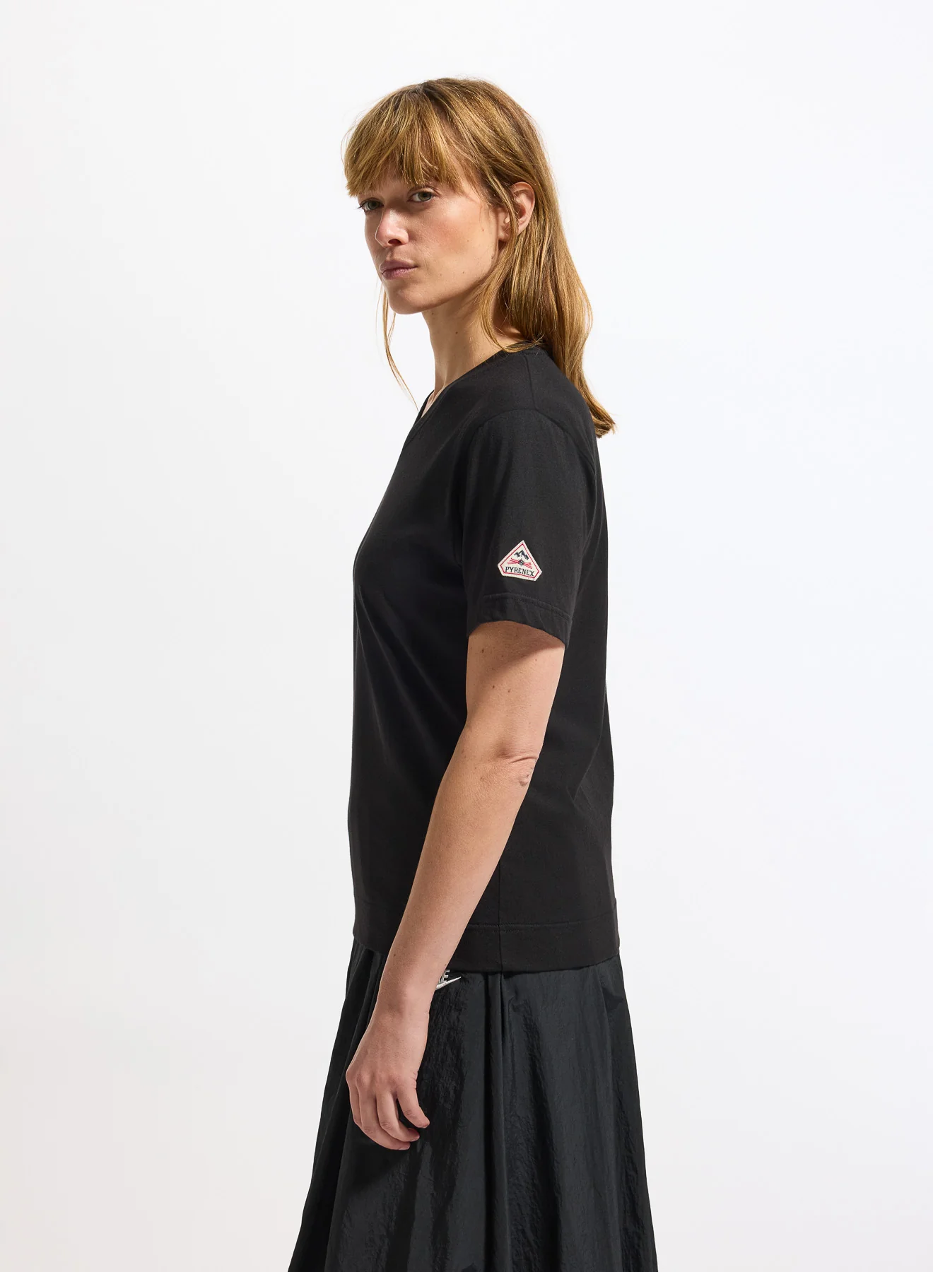 T-shirt femme en coton biologique en col V Pyrenex Crocus noir - Image 3